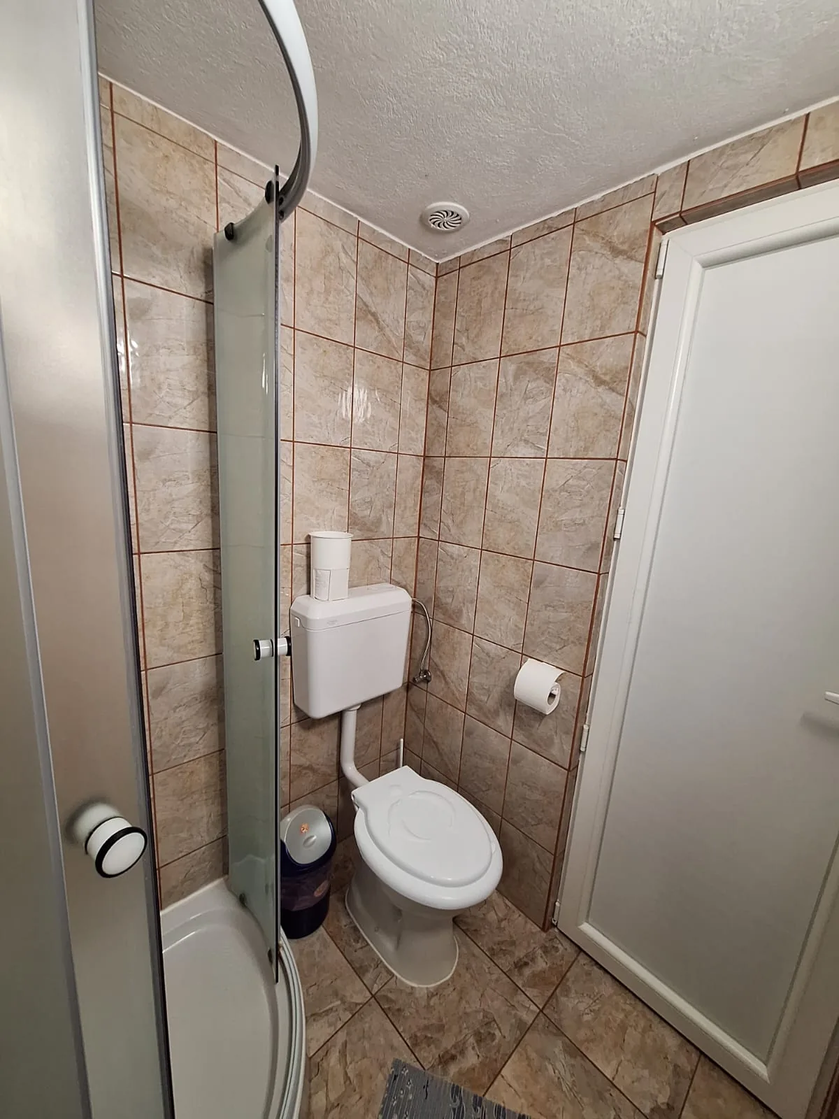 Apartman 6 – fürdőszoba