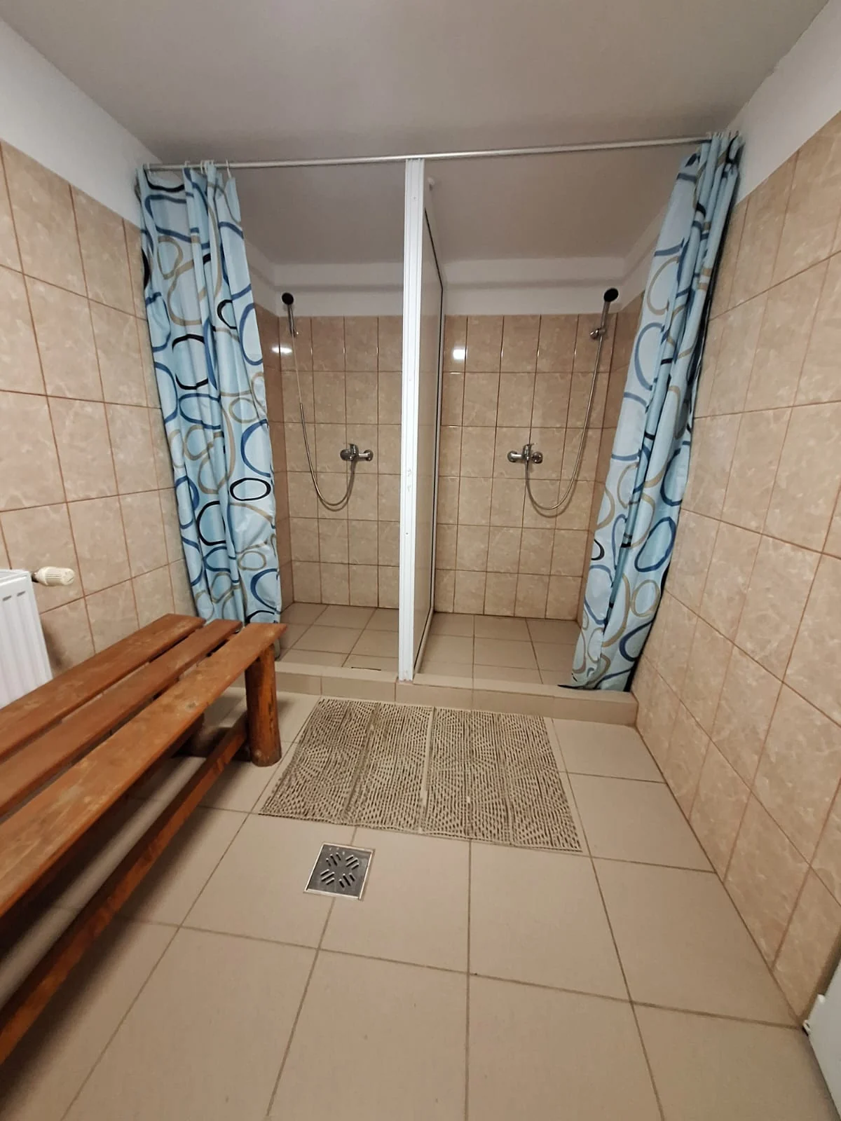 Men's bathroom