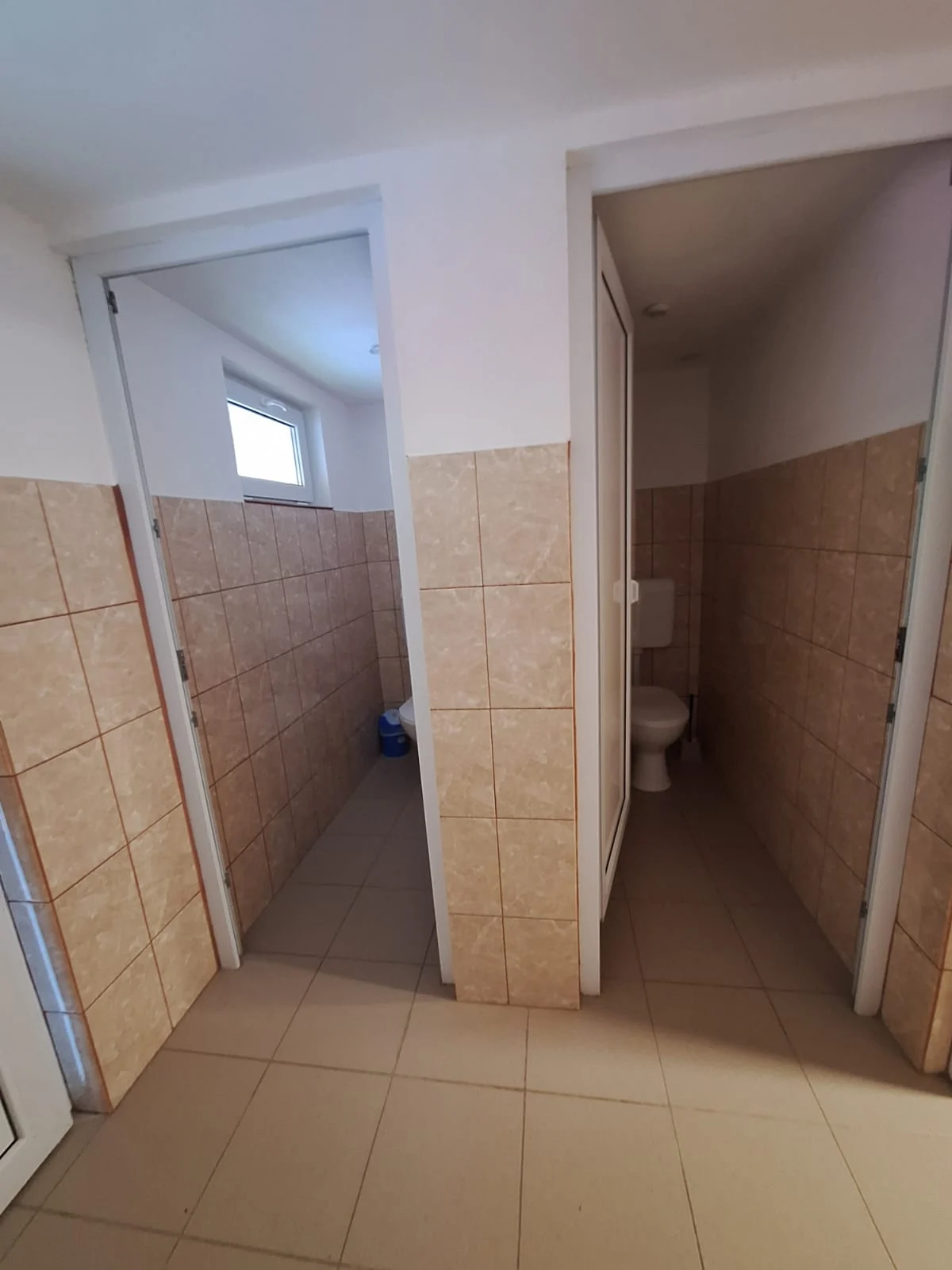 Women's bathroom